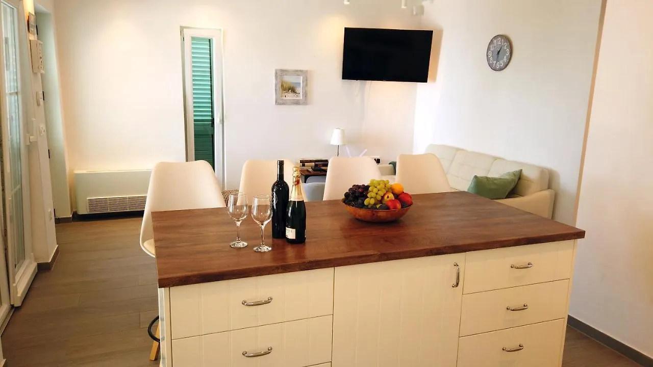 Beach House Ana Sukosan Holiday home