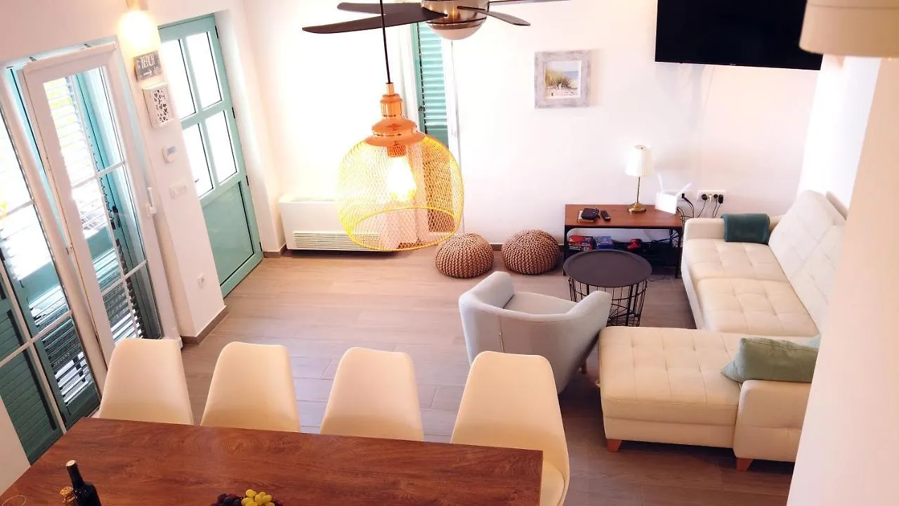 Beach House Ana Sukosan Holiday home